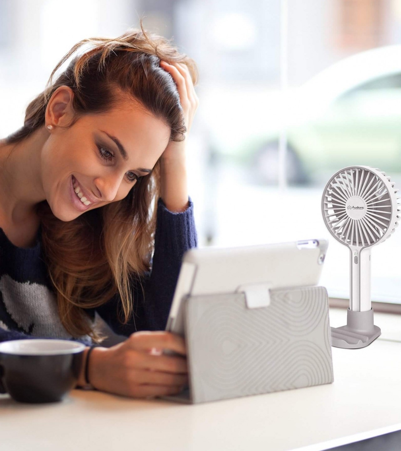 Audionic Airwave USB Rechargeable fan - With Base Mobile Stand